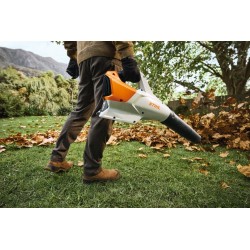 Souffleur à batterie STIHL BGA 110 | BA100115900