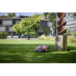 Robot tondeuse Husqvarna Automower® 540 EPOS® | LG Motoculture