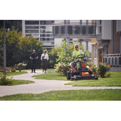Tondeuse frontale Husqvarna FM 410i | LG Motoculture