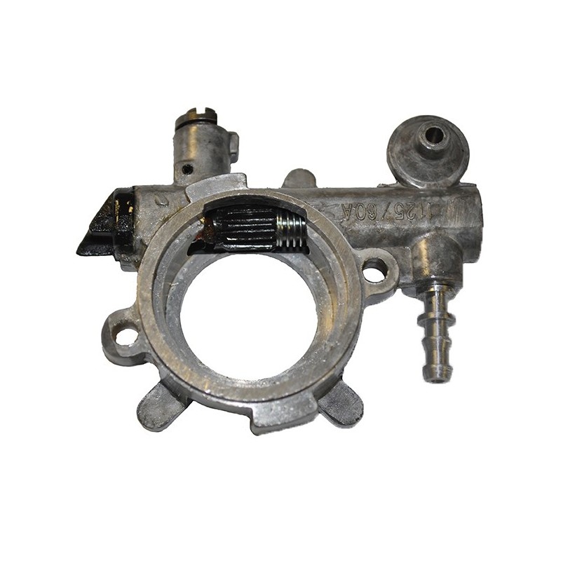 POMPE à HUILE  STIHL